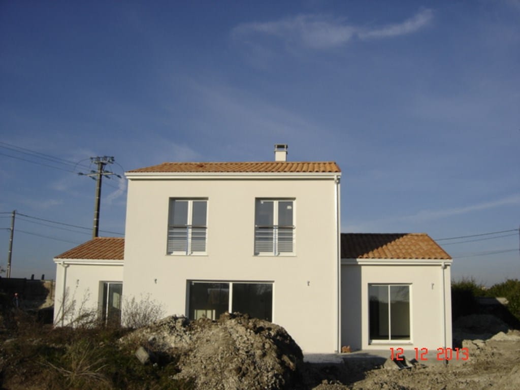 Construction d'une maison traditionnelle sur Mortagne sur Girond eCharente Maritime