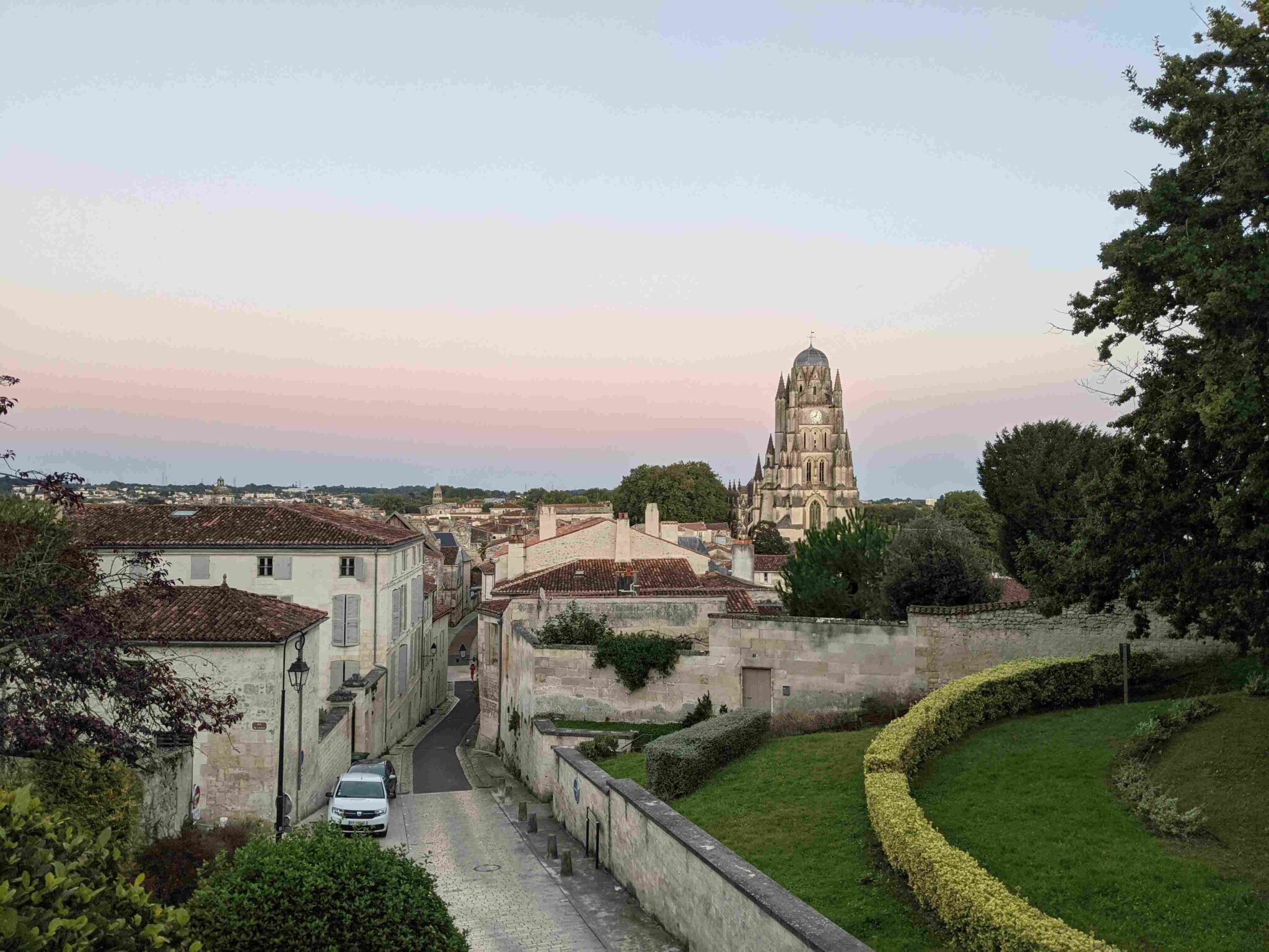 Saintes ville historique de Charente Maritime