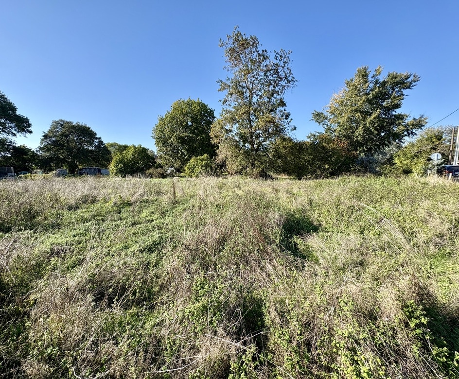 TERRAIN 960m² LA CLISSE entre Saujon et Saintes