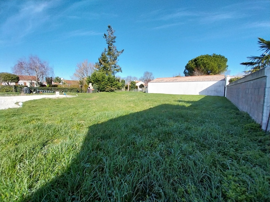 Parcelle de 428m² SAUJON 17600